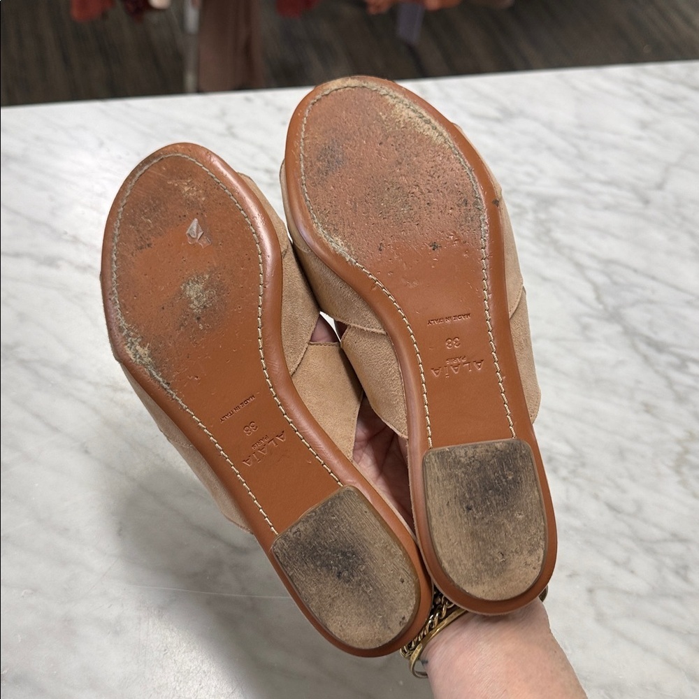 Alaia La Bombe Suede Flats size 38 in Nude - Picture 5 of 12
